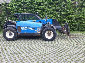 Teleskopický manipulátor New Holland LM 5030 - 4