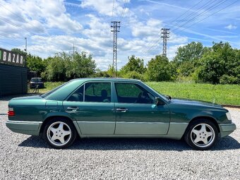 Mercedes-Benz 124 Mercedes W124 E220 - 4