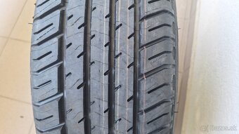 Predám pneu Michelin 205/55 R16 - 4