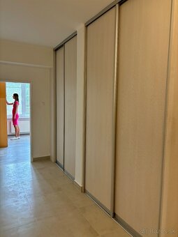 🔑 VOĽNÝ IHNEĎ | 3 IZBY | 87 m² | KRAMÁRE | TICHÁ LOKALITA - 4