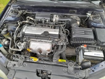 Hyundai Elantra - 4