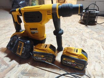 DeWalt kombinované kladivo - 4