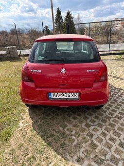 Suzuki Swift - 4