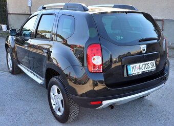 Dacia Duster 1.6 ie Laureate - 4