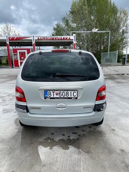 Predám Renault Scénic 1.8 85 KW R.v. 2002 - 4