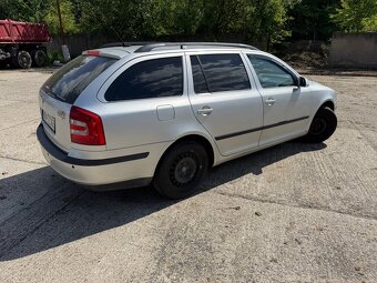 Škoda Octavia Combi 2,0TDi - 4
