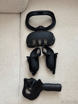 Meta Quest 3 512 GB + BOBOVR S3 PRO Head Strap + doplnky - 4