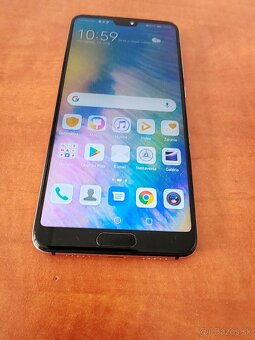 Huawei P20 ako nový - 4