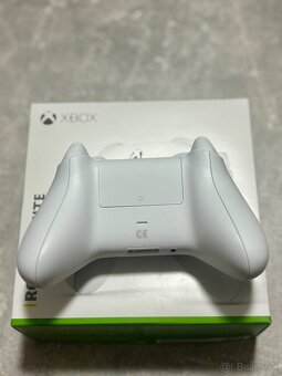 Xbox Wireless Controller Robot White - 4