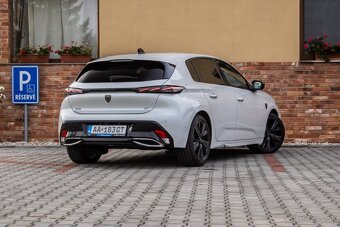 Peugeot 308 1.5 BlueHDi 130 GT Pack EAT8m / AJ NA SPLÁTKY - 4