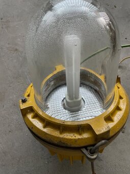 Priemyselné svetlá a lampy, lustre. - 4