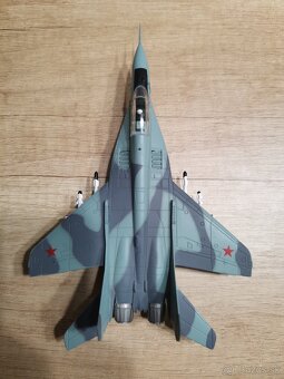 Model stíhačky MIG29 - 4