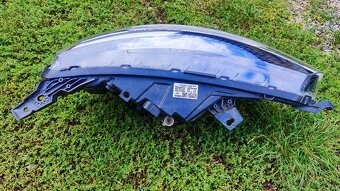 Predám ľavé predné svetlo Renault Arkana - 4