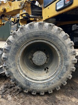 Kolesá 8.25 - 20 - 4