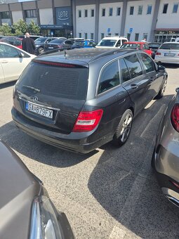 Predám mercedes c 220 cdi automat - 4