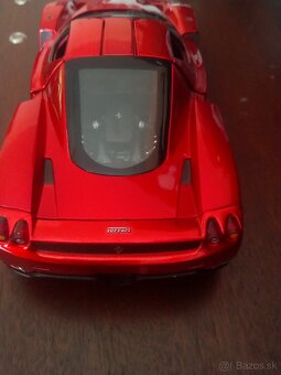 Predam Ferrari ENZO 1:18 Hotwheels - 4