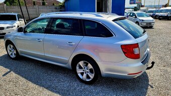 Škoda Superb Combi 2.0 TDI CR 140k Comfort DSG - 4