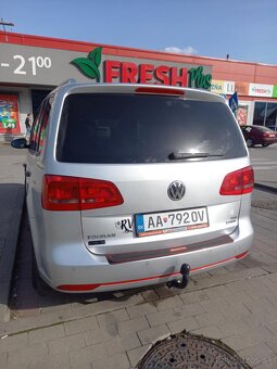 Volkswagen touran - 4
