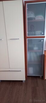 Nabytok a pisaci stolik - 4