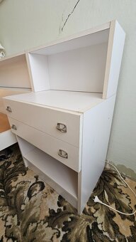 Posteľ/nočné stolíky/zrkadlo - 4