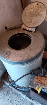 Retro pračka + odstredivka - 4