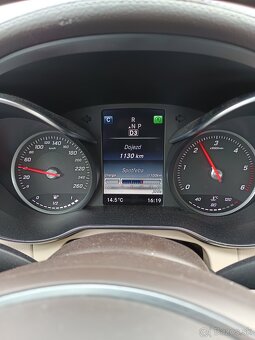 Predám Mercedes C - 4