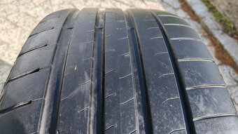 Letné pneu 265/40 R20 --- BRIDGESTONE - 4