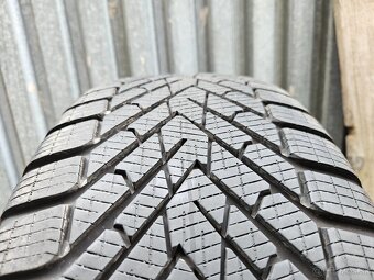 Originálna zimná sada VOLVO - 5x108 r18 + 235/55 r18 - 4