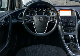 Opel Astra 1.6Cdti Combi r.v.2015 Kúpená na Slovensku - 4