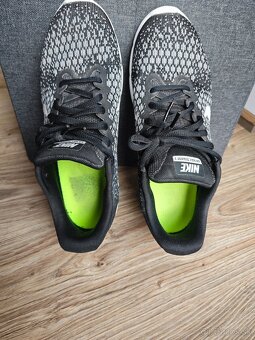 Nike AIR MAX SEQUENT 2 - 4