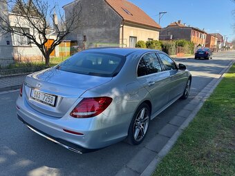 Mercedes E350d AMG LINE KOUP V ČR - 4