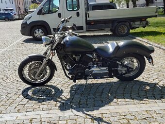 Yamaha XVS 1100 - 4