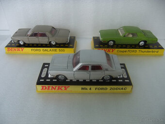 Predam auticka FORD-original DINKY TOYS mierka 1:43 - 4