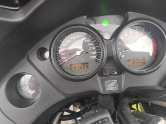 Honda 1000CBF - 4