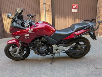 Honda CBF600 v peknom stave - 4