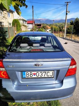 Chevrolet Aveo - 4