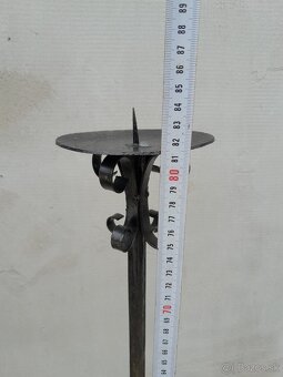 Predám kovaný svietnik - 4