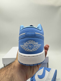 Nike Air Jordan 1 Low UNC - 4