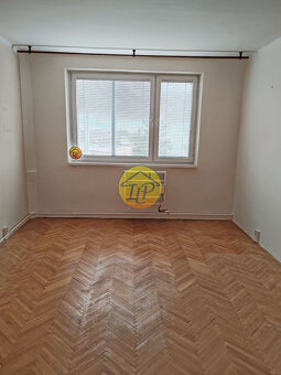 S vlastným kúrením, 4-izbový byt s loggiou na predaj, SNV - 4