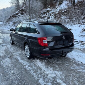 Škoda superb 2.0 TDi DSG - 4
