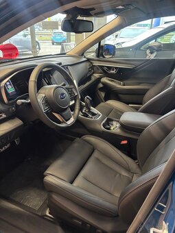 Subaru Outback 2.5i ES Geyser Edition AWD Lineartronic - 4