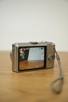 Panasonic Lumix DMC-TZ5 - 4