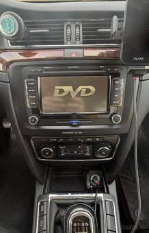 Škoda Superb Combi - 4