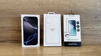 Apple iPhone 16 Pro 128 GB čierny titán - 4