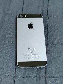 Apple iPhone SE 16GB - 4