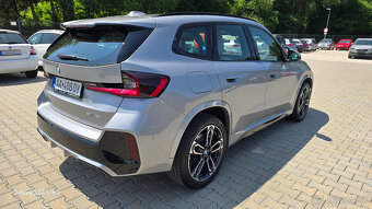 BMW X1 sDrive 18i A/T - 4
