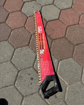 Nožnice na plech + Pilka = 30 eur - 4
