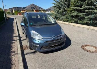 Citroën C4 Picasso 1,6i klima , 7 Míst benzín manuál 88 kw - 4