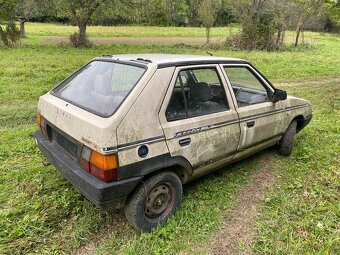 Škoda favorit 136l - 4