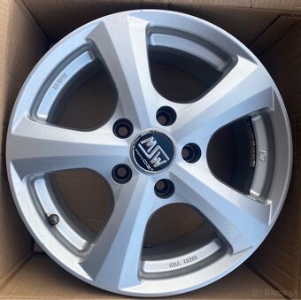 5x120 R16 7J ET35 Msw by OZ - 4